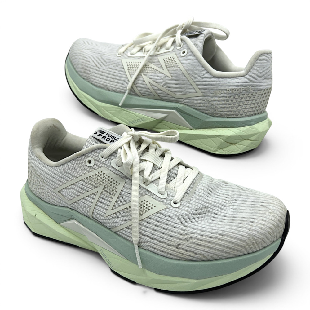 New Balance FuelCell Propel v5 Women’s Running Shoes Size 8.5